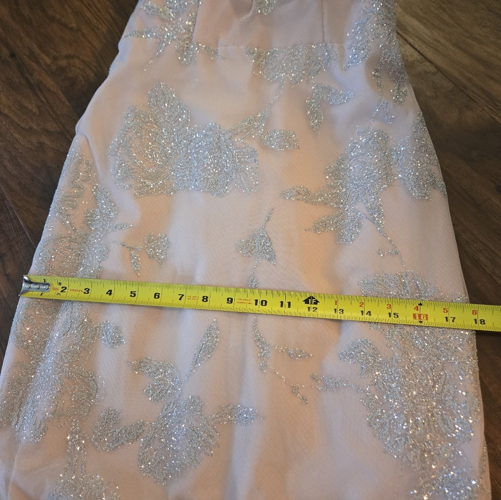 Hayley Paige Occasions Light Pink Glittery Halter Gown Size 4 - Picture 10 of 14